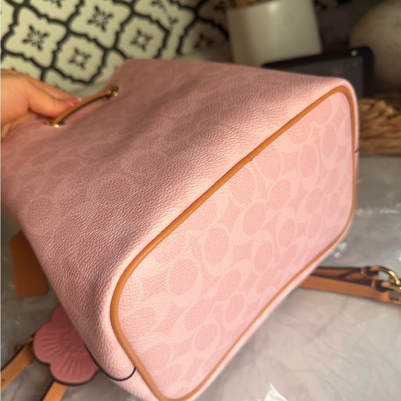 Coach Pink Rowan - Picture 7 of 7